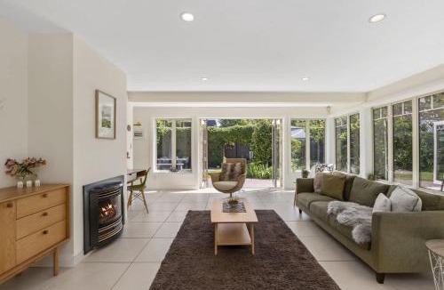 Riccarton House | The Garden Haven in Fendalton