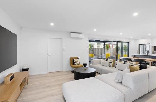 Christchurch City Centre House | Peterborough Hideaway