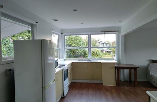 Mount Albert House | 3 Bedroom House, A