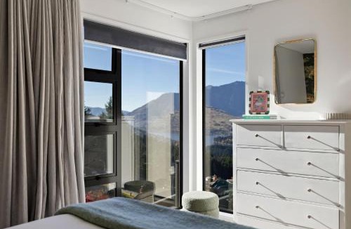 Fernhill House | Vanda Heights