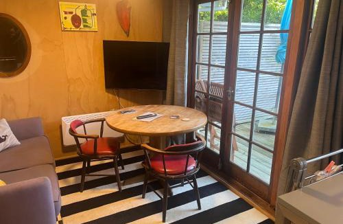 New Plymouth Apartment | The Windsor Suite