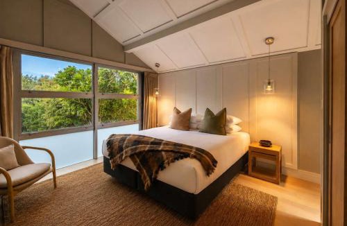 Palm Beach House | Serenity - Stay Waiheke