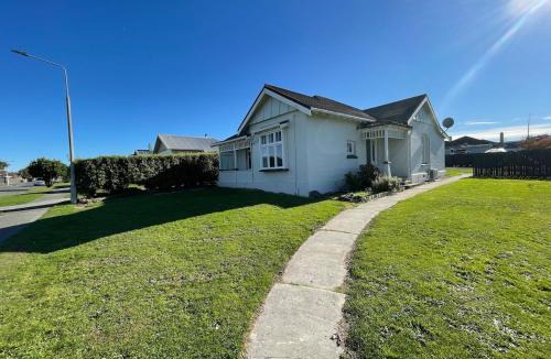 Invercargill Villa | Strathern Sweet Spot 3Bed Near South City Eats