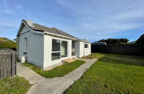 Invercargill Villa | Strathern Sweet Spot 3Bed Near South City Eats
