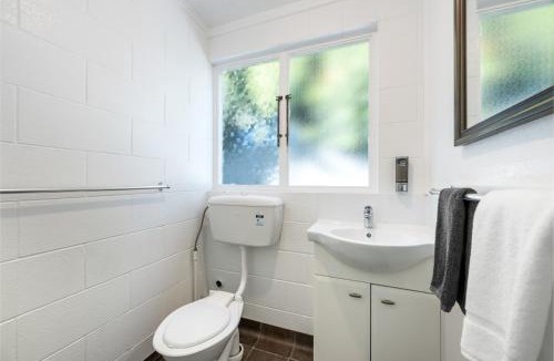 Blenheim Hotel | Bings Motel