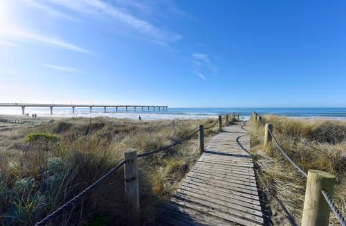 Christchurch Apartment | Seaview 1BR Apartment Marine Parade