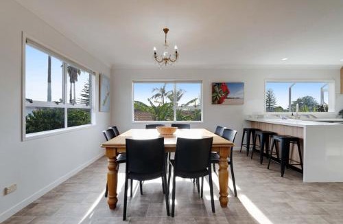 Greenlane - Ellerslie House | Cosy Mt Wellington 5BR Home with Air-Con - Parking