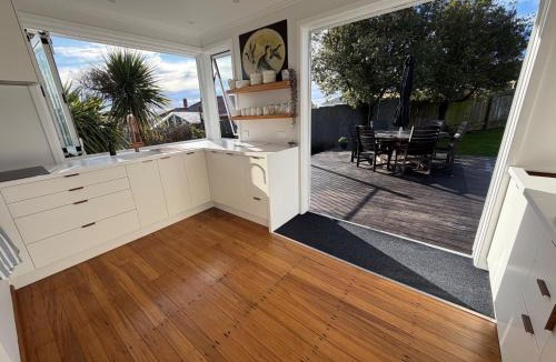 Oamaru House | Top of Tyne - Peace, Comfort & Local Connection