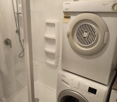 Palmerston North Bed & Breakfast | Larsen Apartment