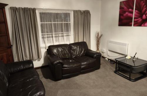 Palmerston North Bed & Breakfast | Larsen Apartment
