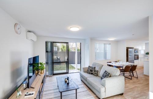 Hastings House | Mayfair Haven - Hastings Holiday Home