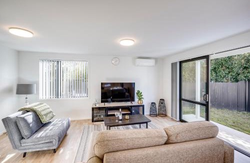 Hastings House | Mayfair Haven - Hastings Holiday Home