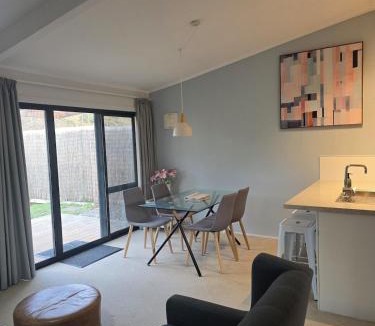 Wairakei House | Cosy Private Home Nice rural setting Close to Activity Parks