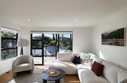 Hahei House | Serenity Sands Beach House