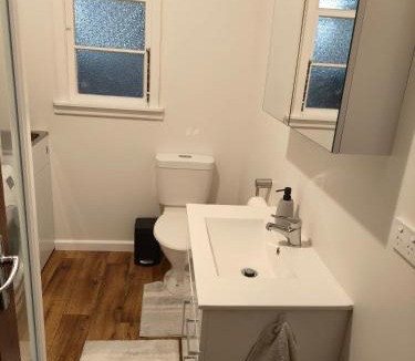 Palmerston North Bed & Breakfast | Larsen Apartment