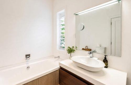 Waiheke Island House | No 63 - Stay Waiheke