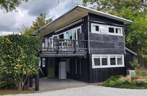 Lake Okareka House | Perfect Lakeside Summer House