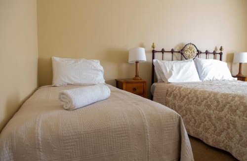 Hunterville Hotel | The Station