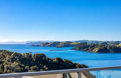 Oneroa House | Headland Views Oneroa