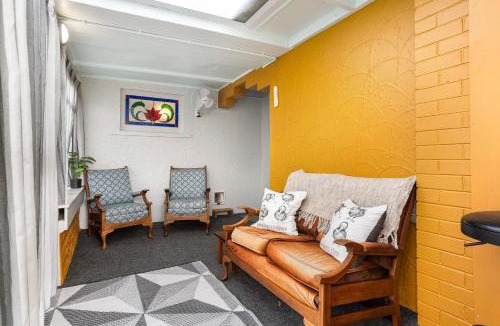 Tauranga House | The Quiet Nook - Tauranga Holiday Home