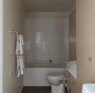 Grey Lynn Apartment | Elegant apartment with Iconic Auckland Views