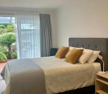 Westport Hotel | Tripinn Boutique Motels & Affordable Accommodation