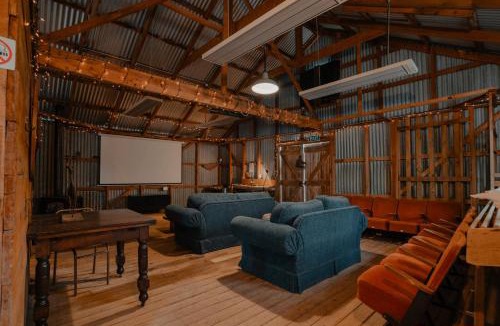 Staveley House | Red Cottages Staveley