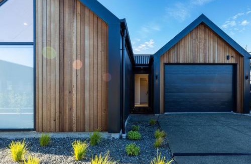 Methven House | Alpine Luxury With 3 Ensuites