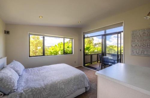 Surfdale House | Huruhi Bay Retreat by Waiheke Pure