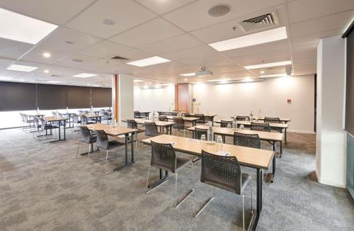 Hamilton Hotel | ibis Hamilton Tainui