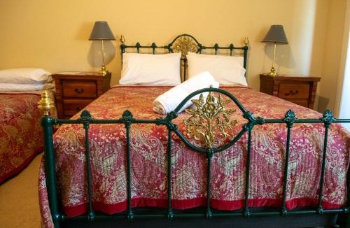 Hunterville Hotel | The Station