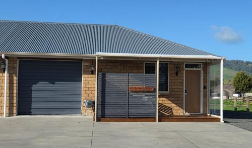 Cambridge Bed & Breakfast | Redoubt Retreat