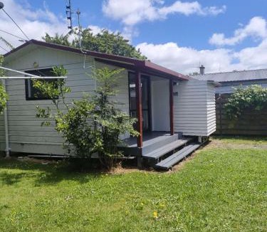 Epsom Ski Chalet | 1 Double and 1 Sofa Beds Garden Chalet