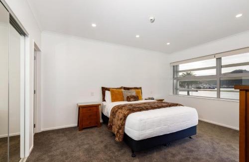 Picton Apartment | Picton Waterfront Oxley's Luxury Apartment