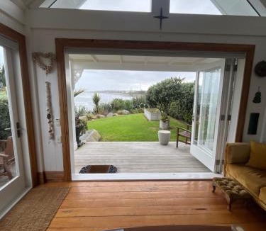 New Plymouth House | Little Church Bay