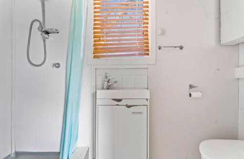 Kuratau House | Kingfisher - Kuratau Holiday Home