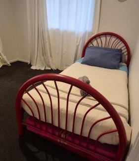 New Plymouth House | Rest & Relax at Ambury