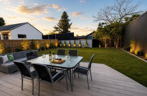 Mangakino House | Lake Days - Spacious family lake escape