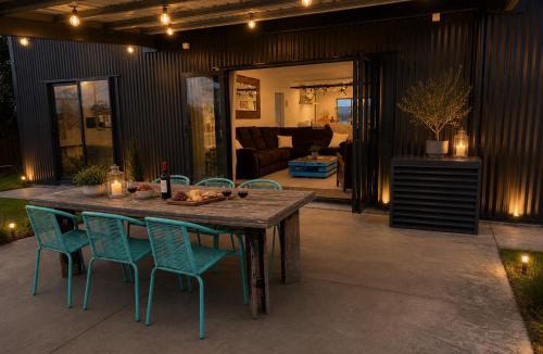 Mangakino House | Lake Days - Spacious family lake escape