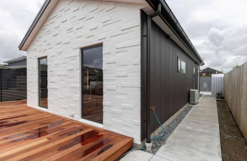 Methven House | Methven Ski Chalet - Modern Comfort, Mountain Charm