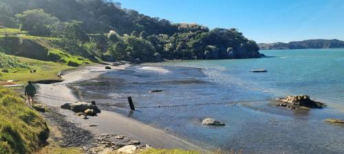 Te Akau House | Rangitoto Retreat Raglan