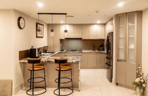 Sandringham Apartment | 3 Bedroom Luxury Apartment with free parking