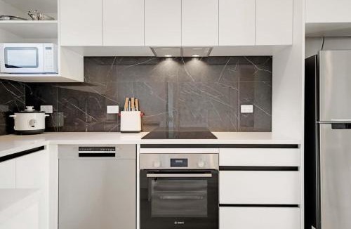 Howick House | The Family Townhouse with Bunk Beds and Air-Con