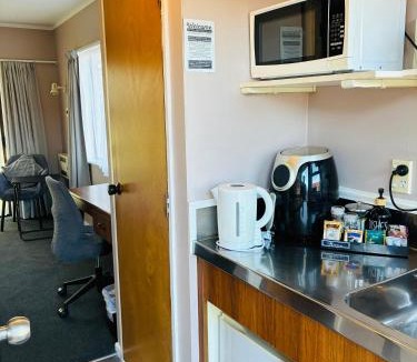 Palmerston North Hotel | Awatea Park Motel
