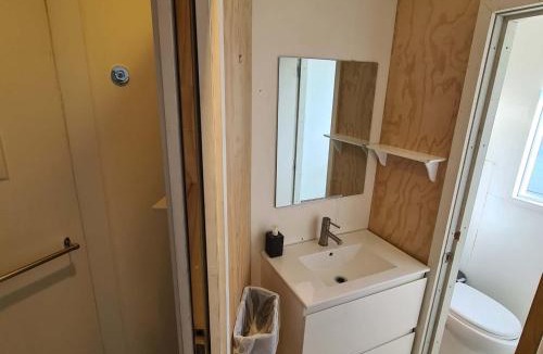 Wellington Hostel | House of Pirie