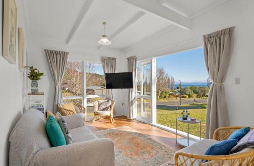 Kinloch House | Tui Shack - Kinloch