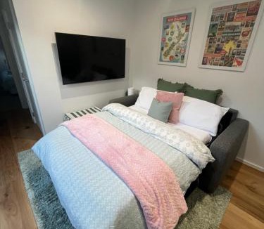 Kawarau Falls House | Cosy Hanleys Farm Retreat