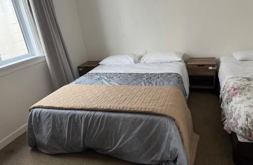 New Plymouth House | City Central 3 bedrooms House