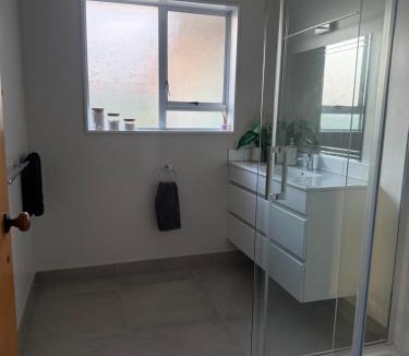 Blenheim House | Fresh and Fancy Home away from Home