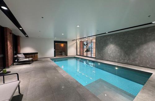 Te Aro Apartment | Fancy stylish and new